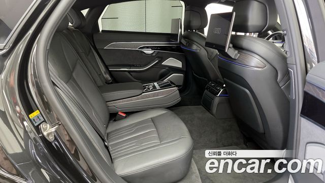 Audi A8 (D5) 55 TFSI Quattro Premium LWB 2023 — фото 12