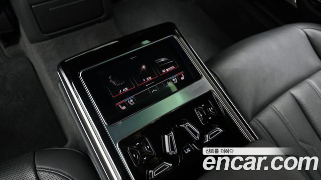 Audi A8 (D5) 55 TFSI Quattro Premium LWB 2023 — фото 18