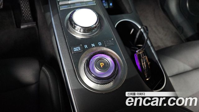 Genesis GV70 2.5T Gasoline AWD 2022 — фото 9