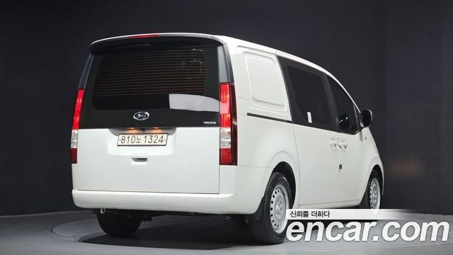 Hyundai Staria Cargo 5-Seater Smart 2023 — фото 2
