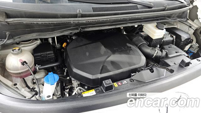 Hyundai Staria Cargo 5-Seater Smart 2023 — фото 6