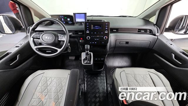 Hyundai Staria Cargo 5-Seater Smart 2023 — фото 7