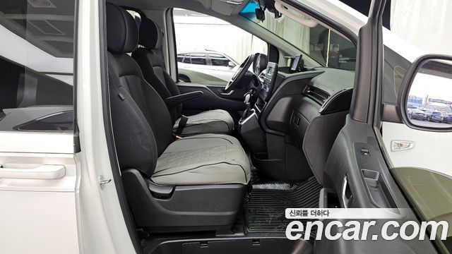 Hyundai Staria Cargo 5-Seater Smart 2023 — фото 11