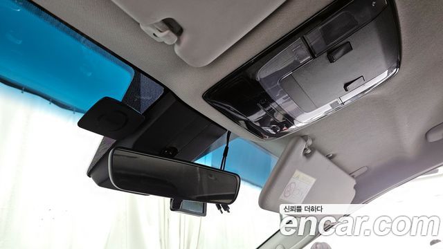 Hyundai Staria Cargo 5-Seater Smart 2023 — фото 17
