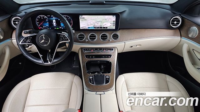 Mercedes-Benz E-Class (W213) E220d 4MATIC Exclusive 2022 — фото 7