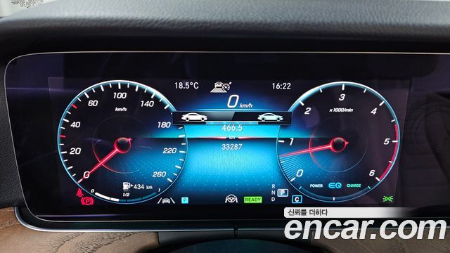 Mercedes-Benz E-Class (W213) E220d 4MATIC Exclusive 2022 — фото 8