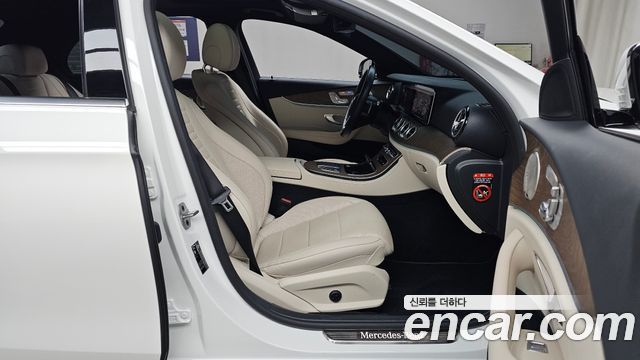 Mercedes-Benz E-Class (W213) E220d 4MATIC Exclusive 2022 — фото 15