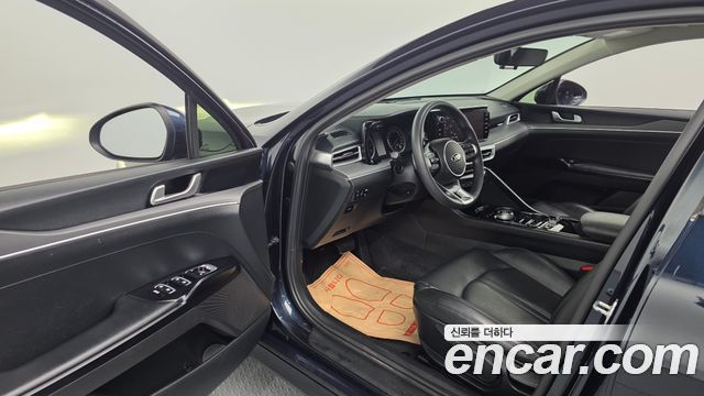 Kia K5 (III) 2.0 Trendy 2021 — фото 10