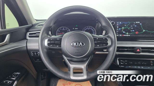 Kia K5 (III) 2.0 Trendy 2021 — фото 17
