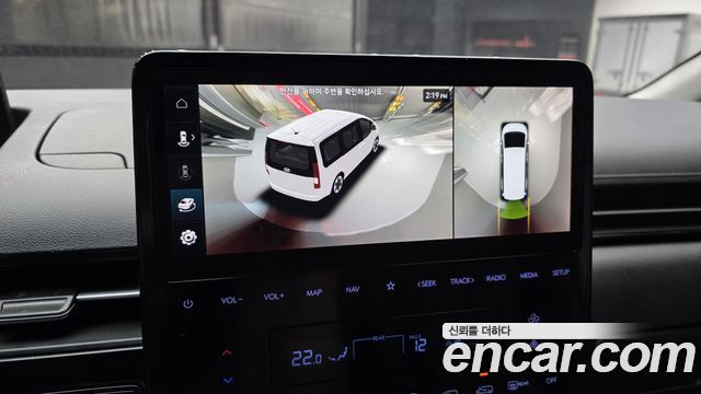 Hyundai Staria 4WD Lounge 9-Seater Inspiration 2022 — фото 15