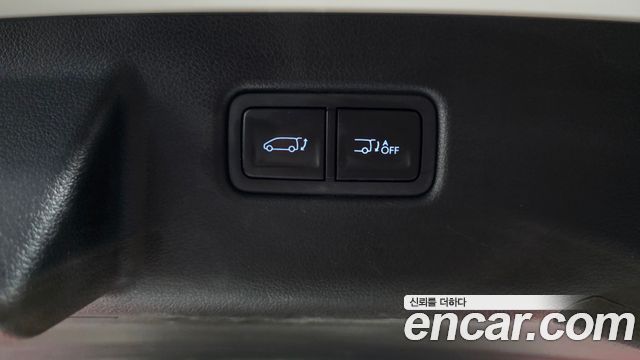 Hyundai Staria 4WD Lounge 9-Seater Inspiration 2022 — фото 20