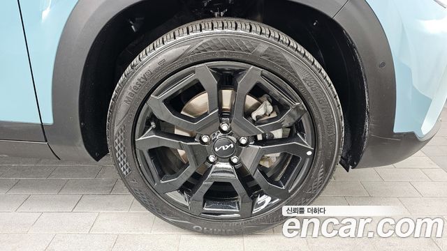 Kia Seltos Gasoline 1.6 Turbo 4WD Gravity 2023 — фото 5
