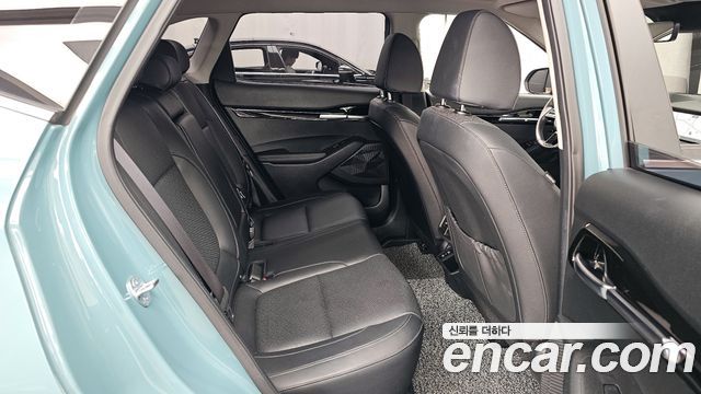 Kia Seltos Gasoline 1.6 Turbo 4WD Gravity 2023 — фото 16