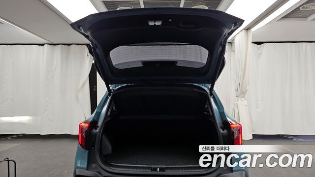Kia Seltos Gasoline 1.6 Turbo 4WD Gravity 2023 — фото 24