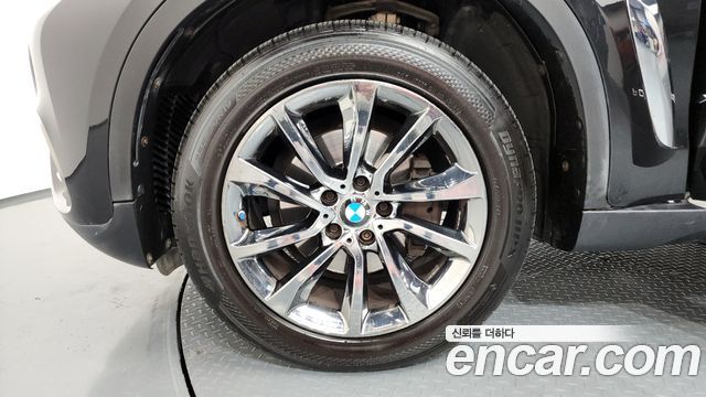 BMW X6 (F16) xDrive 30d 2015 — фото 5