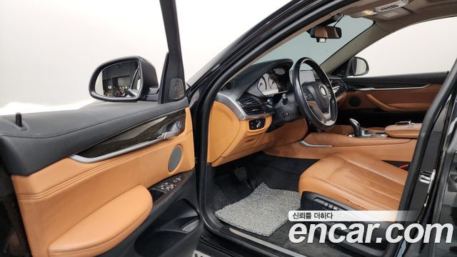BMW X6 (F16) xDrive 30d 2015 — фото 10