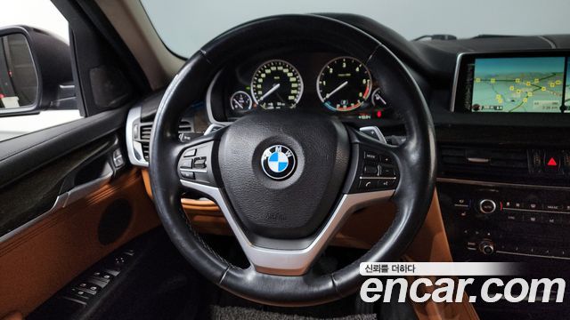 BMW X6 (F16) xDrive 30d 2015 — фото 13