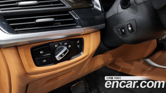BMW X6 (F16) xDrive 30d 2015 — фото 16