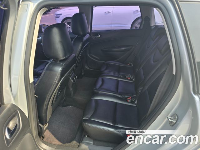 Peugeot 308SW 1.6 e-HDi First Generation 2014 — фото 15