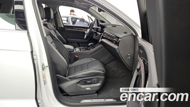 Volkswagen Touareg (III) 3.0 TDI Prestige 2026 — фото 11