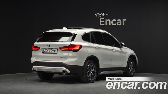 BMW X1 (F48) xDrive 20i xLine 2021 — фото 2