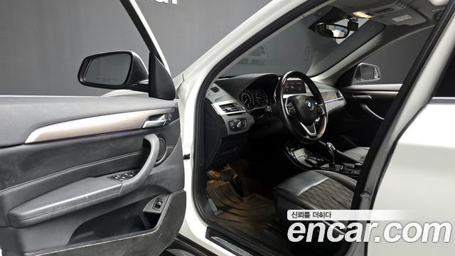 BMW X1 (F48) xDrive 20i xLine 2021 — фото 15