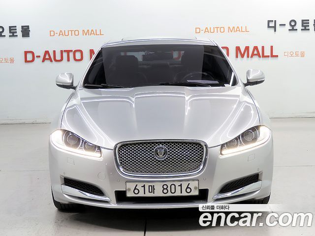 Jaguar XF 2.0 Luxury X250 2013 — фото 2