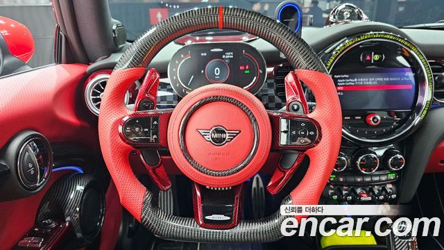 MINI Cooper S JCW 3rd Generation 2023 — фото 13