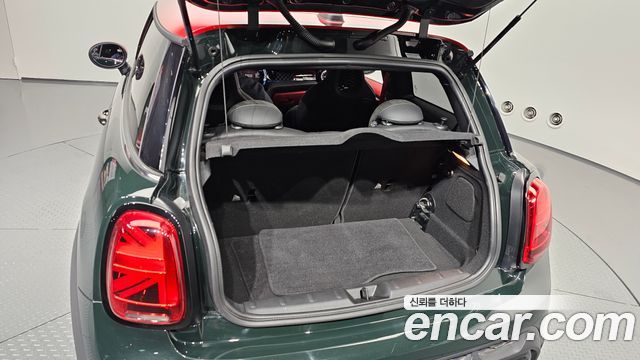 MINI Cooper S JCW 3rd Generation 2023 — фото 20