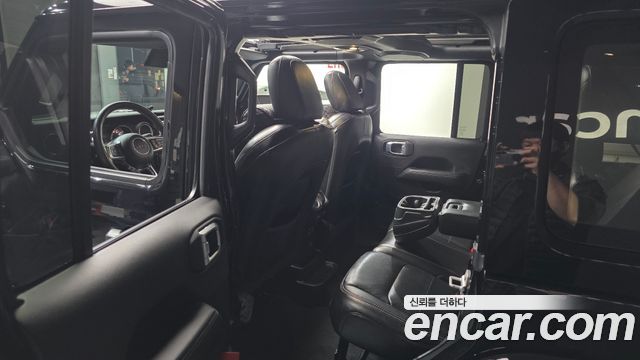 Jeep Wrangler (JL) 2.0 Overland Power Top 4Door 2022 — фото 11