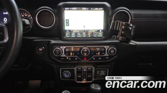 Jeep Wrangler (JL) 2.0 Overland Power Top 4Door 2022 — фото 15
