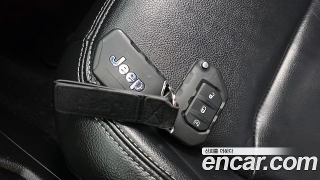 Jeep Wrangler (JL) 2.0 Overland Power Top 4Door 2022 — фото 19