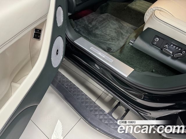 Bentley Bentayga 4.0 V8 EWB First Edition 2024 — фото 15