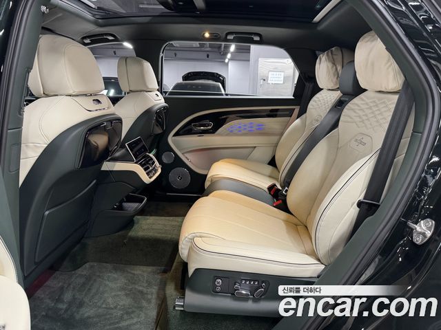 Bentley Bentayga 4.0 V8 EWB First Edition 2024 — фото 16