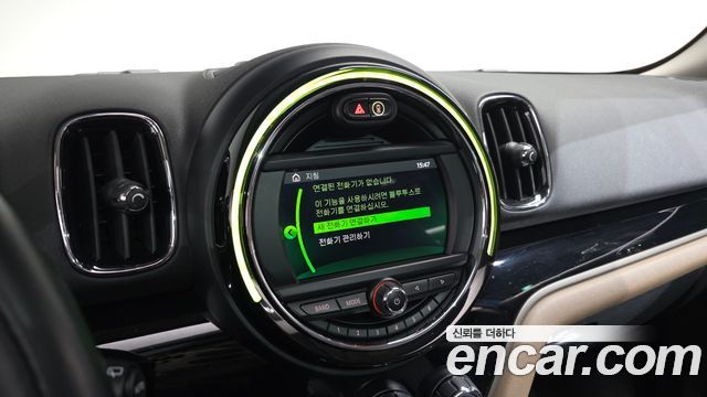 MINI Cooper D Countryman ALL4 2nd 2018 — фото 15