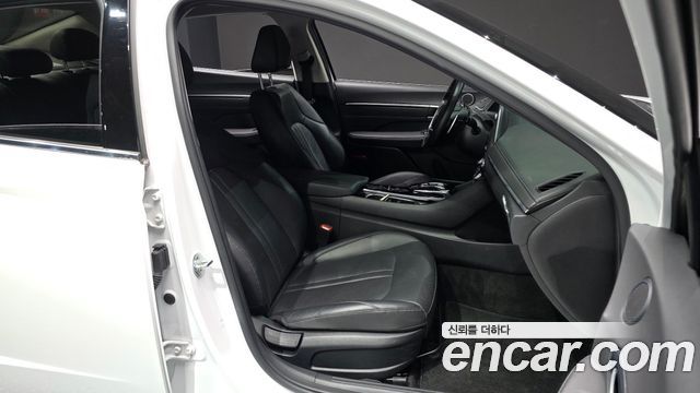 Hyundai Sonata (DN8) 2.0 Premium Plus 2022 — фото 10