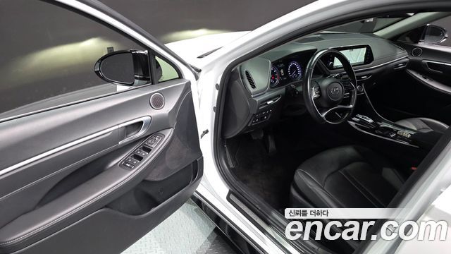 Hyundai Sonata (DN8) 2.0 Premium Plus 2022 — фото 11