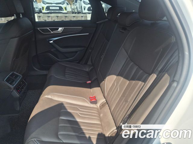 Audi A6 (C8) 45 TFSI Premium 2022 — фото 23