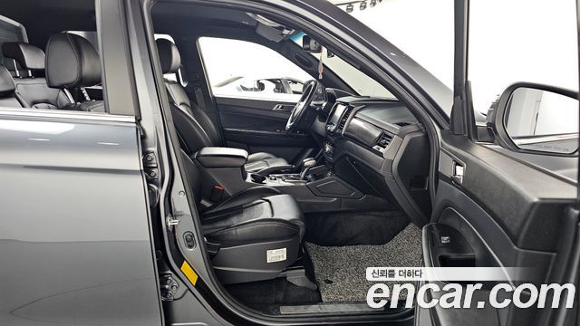 KG Mobility (SsangYong) Rexton Sports Diesel 2.2 4WD Prestige 2022 — фото 11