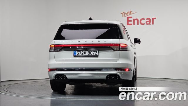 Lincoln Aviator (II) 3.0 Black Label AWD 2025 — фото 4