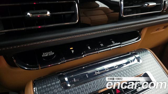 Lincoln Aviator (II) 3.0 Black Label AWD 2025 — фото 9
