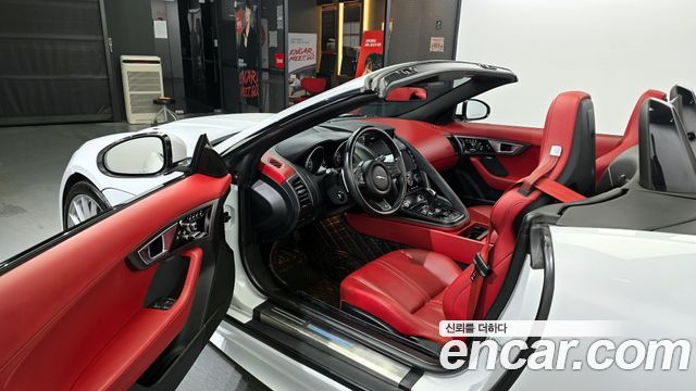Jaguar F-TYPE 5.0 R Convertible AWD X152 2016 — фото 10