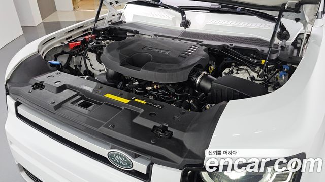Land Rover Defender (L663) 110 D300 HSE 2022 — фото 6