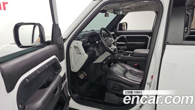 Land Rover Defender (L663) 110 D300 HSE 2022 — фото 10