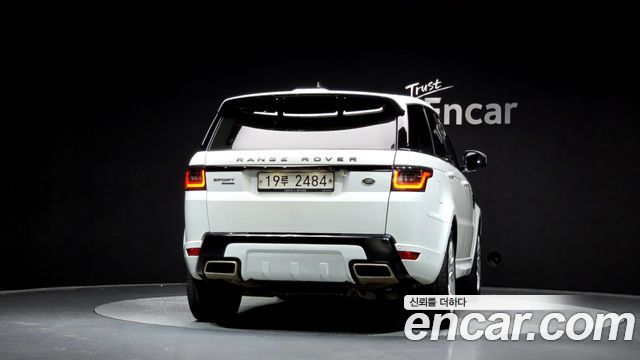 Land Rover Range Rover Sport (II) 3.0 SDV6 HSE Dynamic 2018 — фото 4
