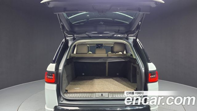Land Rover Range Rover Sport (II) 3.0 SDV6 HSE Dynamic 2018 — фото 20