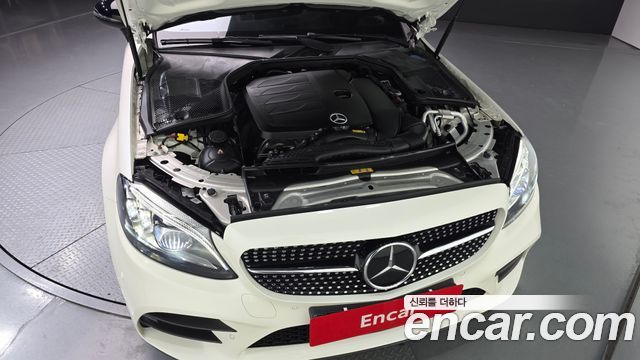 Mercedes-Benz C-Class (W205) C200 Cabriolet 2023 — фото 6