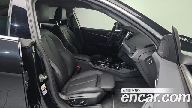 BMW 2 Series Gran Coupe (F44) 220i Sport 2024 — фото 10
