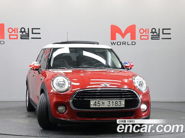 MINI Cooper D 5Door Mid 3rd 2015 — фото 2