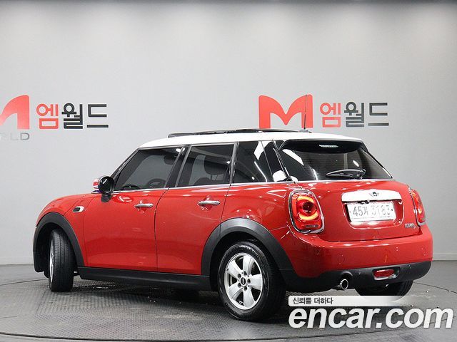 MINI Cooper D 5Door Mid 3rd 2015 — фото 4